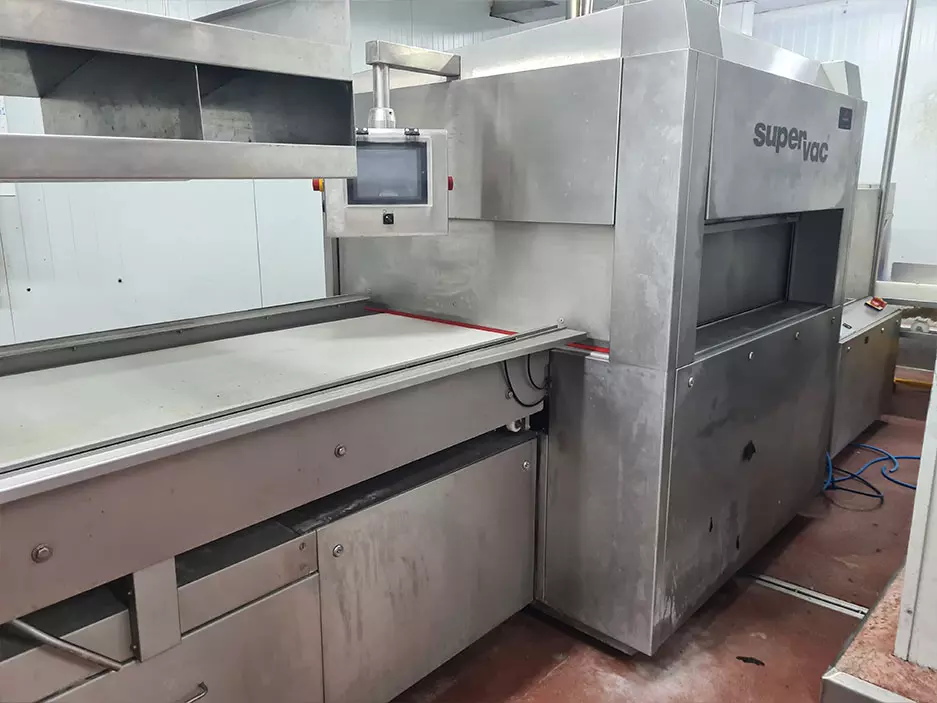 Campana Supervac con horno de retr&aacute;ctil a vapor y/o el&eacute;ctrica