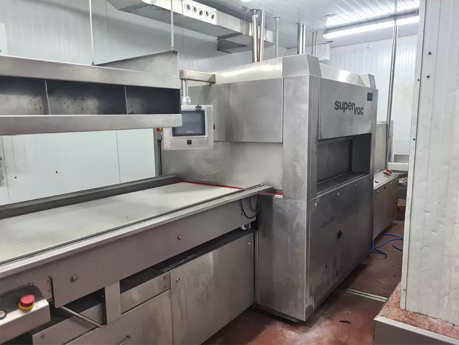 Campana Supervac con horno de retr&aacute;ctil a vapor y/o el&eacute;ctrica